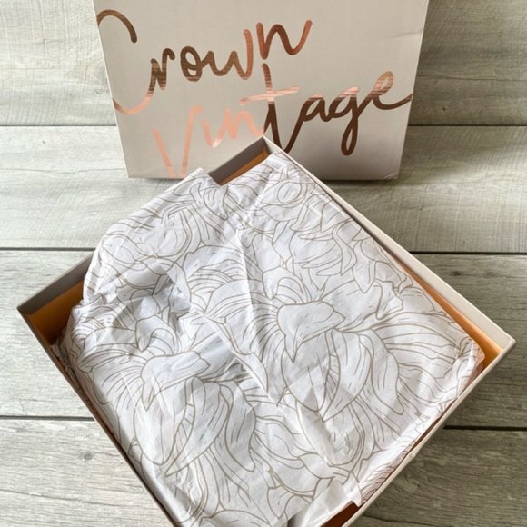 CROWN VINTAGE Daylen Espadrille Wedge NWT/NIB - Picture 2 of 8